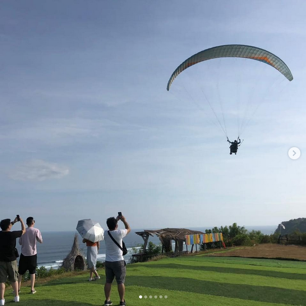 Timbis Paragliding Bali